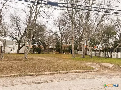 tbd E Wallace St, Gonzales, TX 78629
