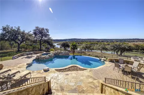 334 Arthur Ct, Spring Branch, TX 78070