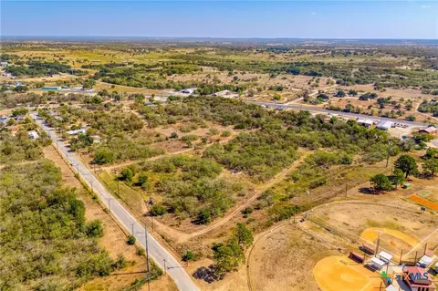 tbd N Hackberry Ave, Luling, TX 78648 photo 18