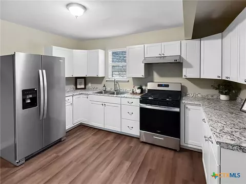 816 E Avenue M, Temple, TX 76504