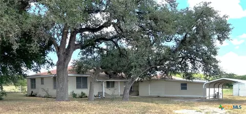 487 Us Highway 77a N, Cuero, TX 77954
