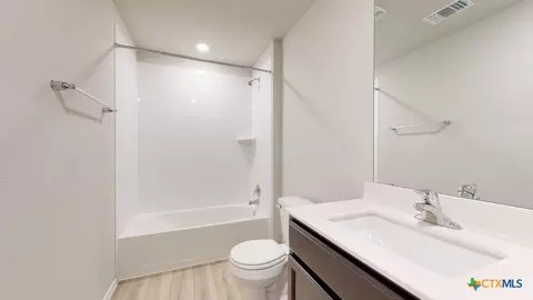 Entry Way - 8803 Trungle Rd, Temple, TX 76502 photo 5 of 6