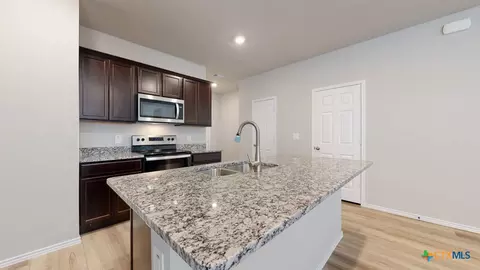 Entry Way - 8803 Trungle Rd, Temple, TX 76502 photo 1 of 6