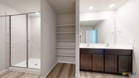 Bath - 8803 Trungle Rd, Temple, TX 76502 photo 1 of 2