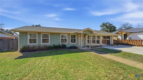 1409 Highland Dr, San Marcos, TX 78666