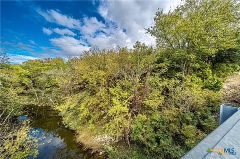 101 Creek Cliff Dr, Gatesville, TX 76528