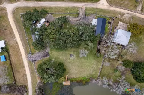 1236 Riverside Dr, Palacios, TX 77465