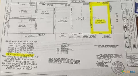 000 Knipling Rd, Port Lavaca, TX 77979