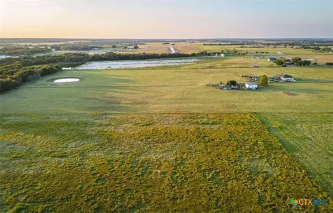 L16 Elm Branch, Elm Mott, TX 76640