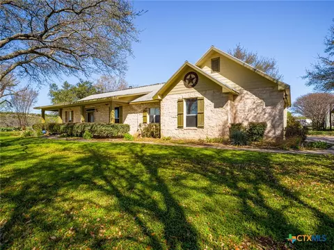 550 Timber Ridge Rd, Marble Falls, TX 78654