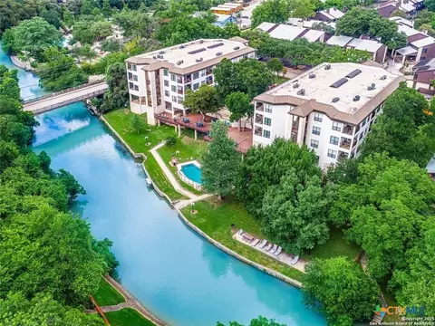 401 W Lincoln St #A101, New Braunfels, TX 78130