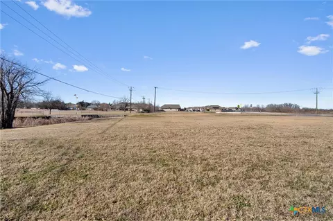 3949 Pinehurst Dr, Taylor, TX 76574 photo 12
