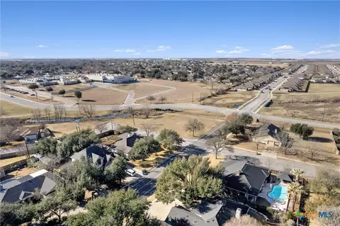 3949 Pinehurst Dr, Taylor, TX 76574 photo 17