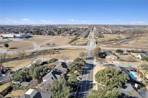 3949 Pinehurst Dr, Taylor, TX 76574 photo 15