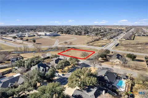 3949 Pinehurst Dr, Taylor, TX 76574 photo 16