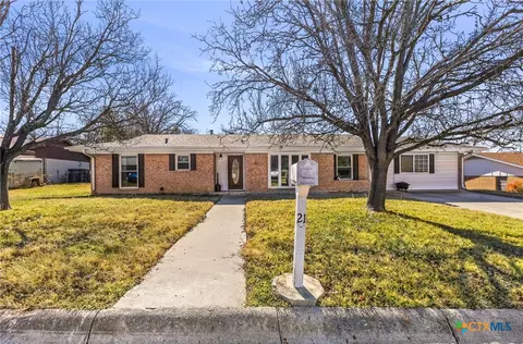 21 Snell Dr, Lampasas, TX 76550
