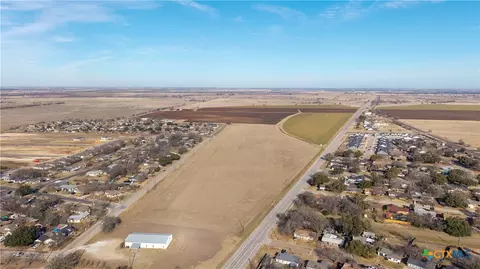 tbd N Lone Star Pkwy, Mcgregor, TX 76657