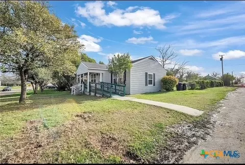 1017 S 6th St, Temple, TX 76504