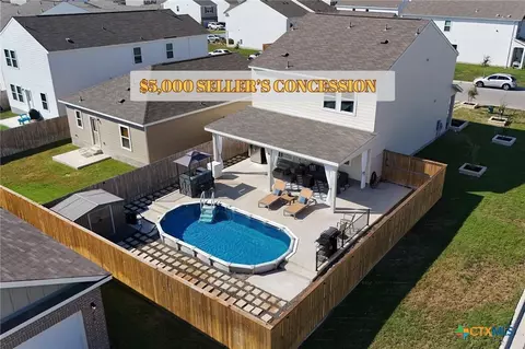 101 Magnum Force Dr, Jarrell, TX 76537