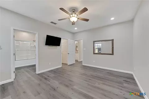 Other - 320 Holly Ave, Luling, TX 78648 photo 3 of 9