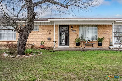 207 Williams, Tivoli, TX 77990