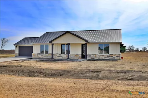 Exterior - 4295 Stringtown Rd, Temple, TX 76501 photo 2 of 4