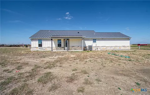Exterior - 4295 Stringtown Rd, Temple, TX 76501 photo 4 of 4