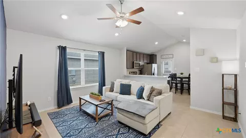 2513 Hiddenbrooke Trce, Seguin, TX 78155