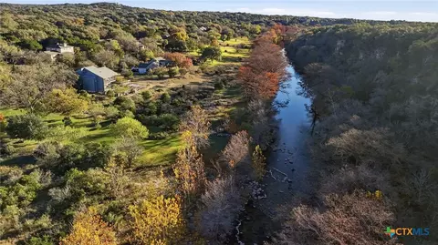 1461 White Water Rd, New Braunfels, TX 78132