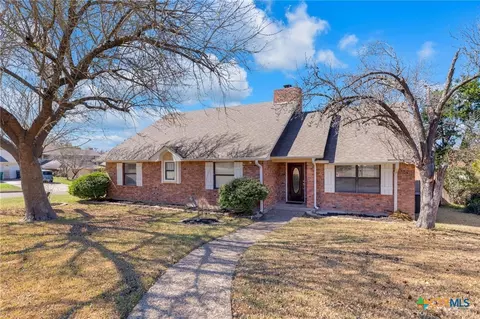 4111 Canyon Cliff Cir, Temple, TX 76502