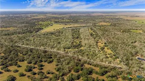 1662 Jentry Rd, Inez, TX 77968