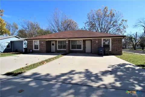 1017 S 9th St, Copperas Cove, TX 76522