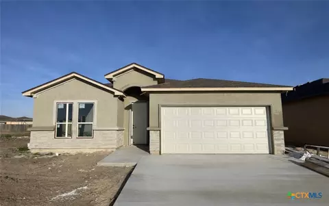 111 Giacomo Dr, Victoria, TX 77901