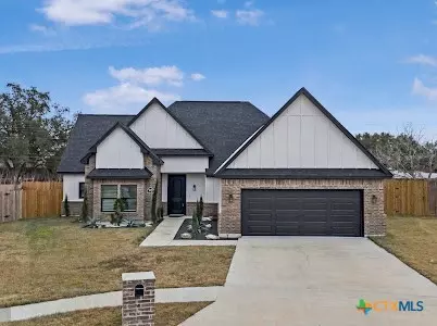 109 Luke Ct, Victoria, TX 77904