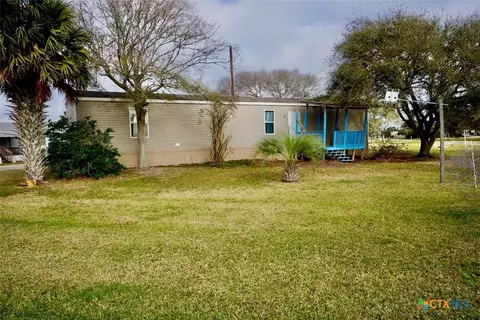 1502 W Monroe Ave, Port O'connor, TX 77982