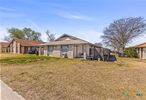 2105 Robert E Lee Dr, Killeen, TX 76543
