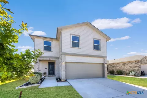 523 Deer Crest Dr, New Braunfels, TX 78130