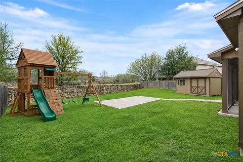 606 Irvin Dr, San Marcos, TX 78666