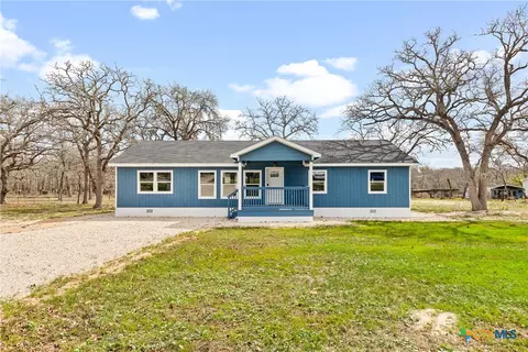 6638 Hickory Forrest Dr, Seguin, TX 78155