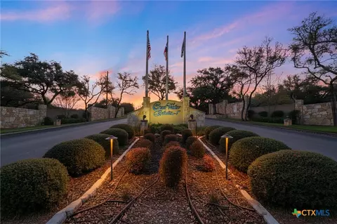 1025 Flaman Rd, Canyon Lake, TX 78133