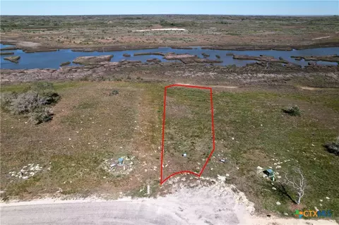 16 Salt Water Haven Ln, Port O'connor, TX 77982