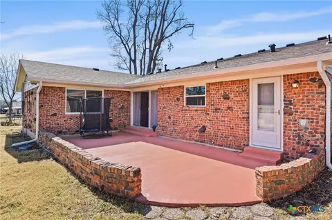 Exterior - 201 Apache Dr, Temple, TX 76504 photo 5 of 7