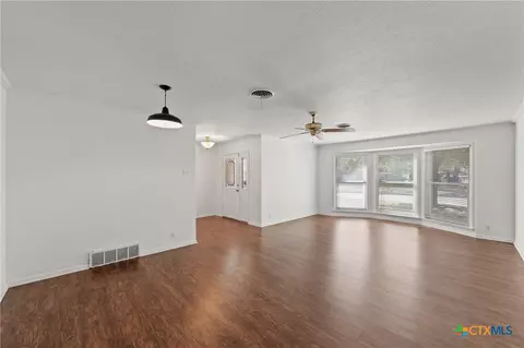 Living - 201 Apache Dr, Temple, TX 76504 photo 1 of 6