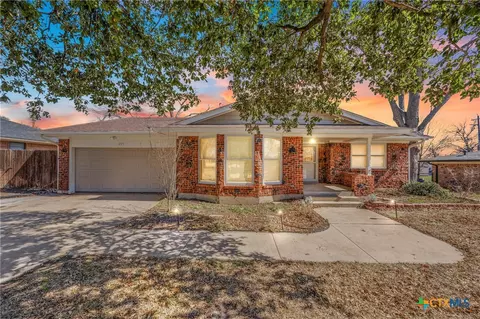201 Apache Dr, Temple, TX 76504