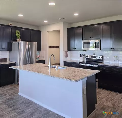 Kitchen - 236 Blue Agate Ct, Jarrell, TX 76537 photo 1 of 2