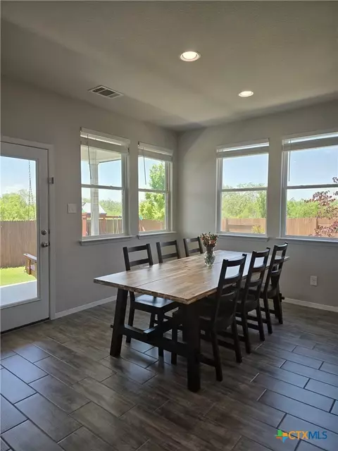 Dining - 236 Blue Agate Ct, Jarrell, TX 76537 photo 1 of 1