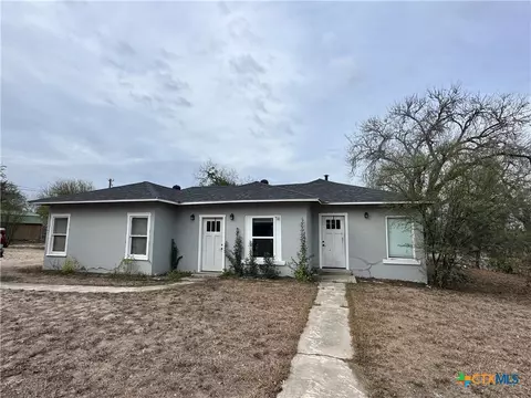 1364 Clinton Pl, Kenedy, TX 78119