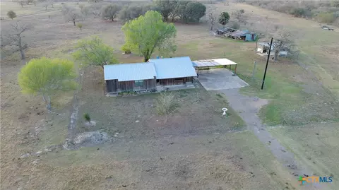 146 Elliott Rd, Refugio, TX 78377