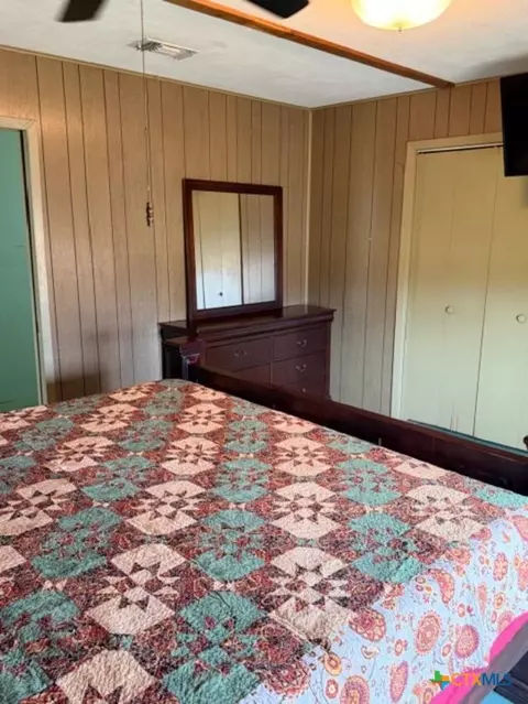 Bedroom - 146 Elliott Rd, Refugio, TX 78377 photo 2 of 3