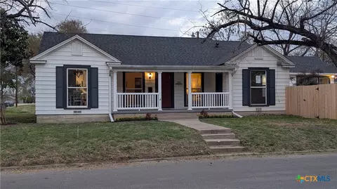 20 W Nugent Ave, Temple, TX 76501